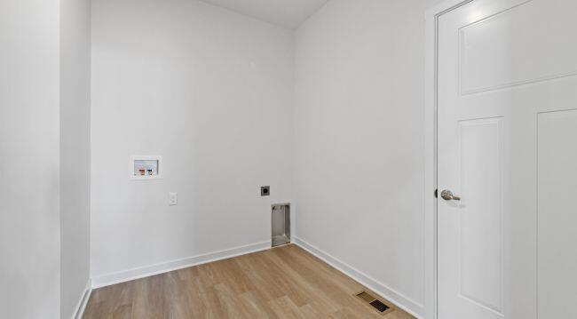 2528 Winners Post Way Property Photo 17