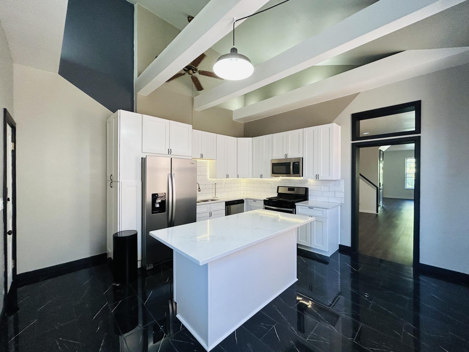 243 W 8th Street, 2 Property Photo 5
