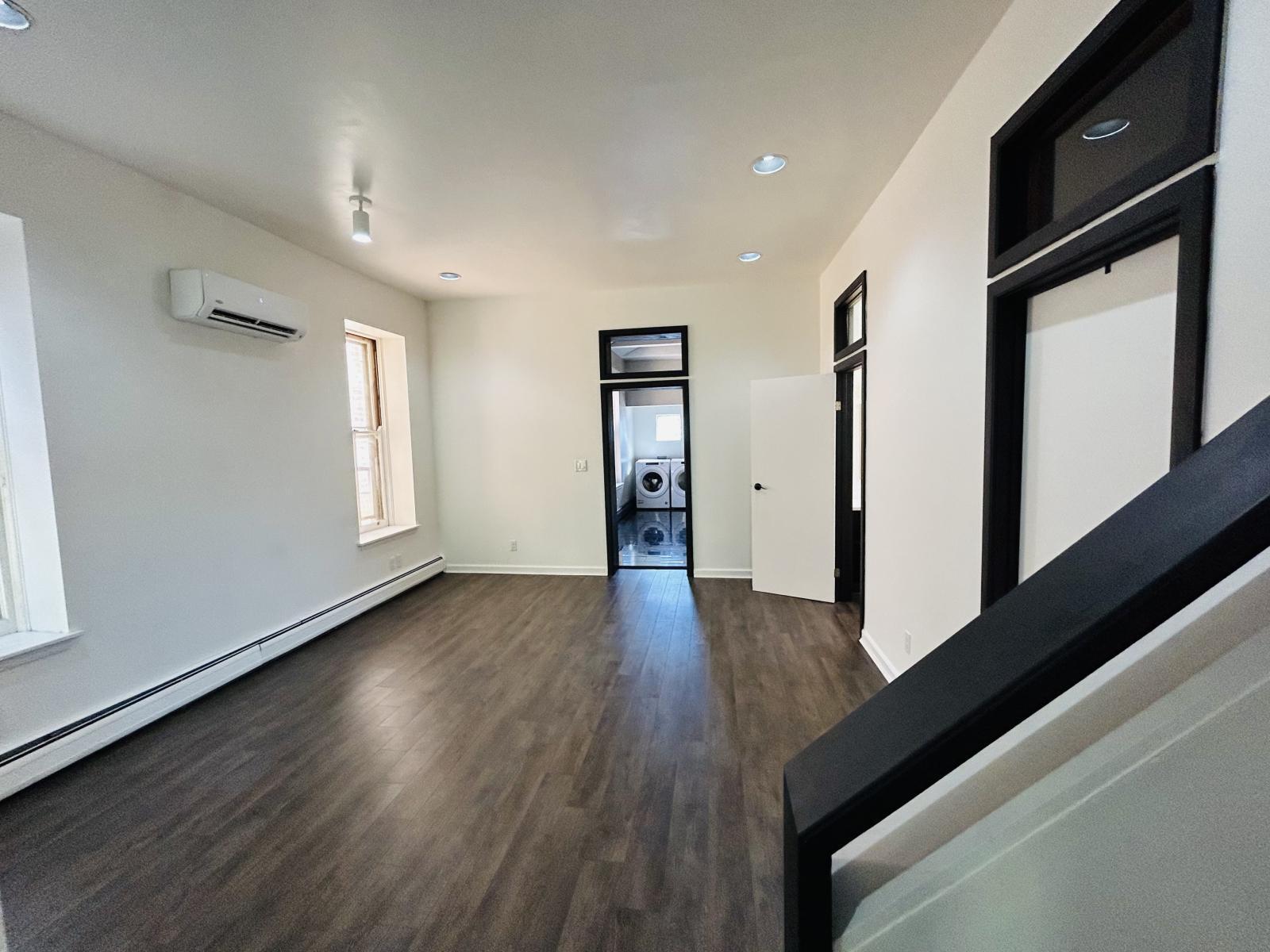 243 W 8th Street, 2 Property Photo 12
