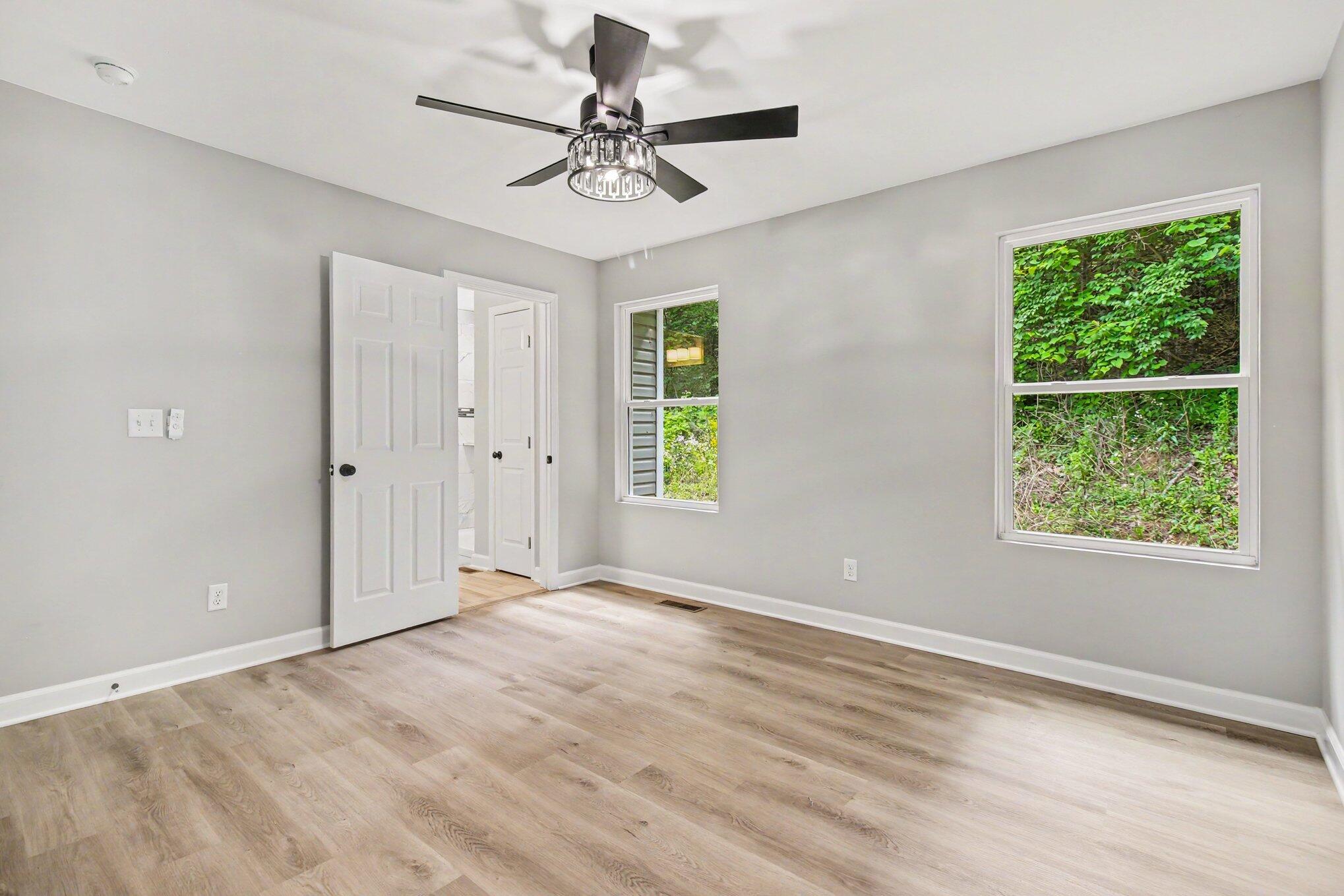 365 River Road Property Photo 13