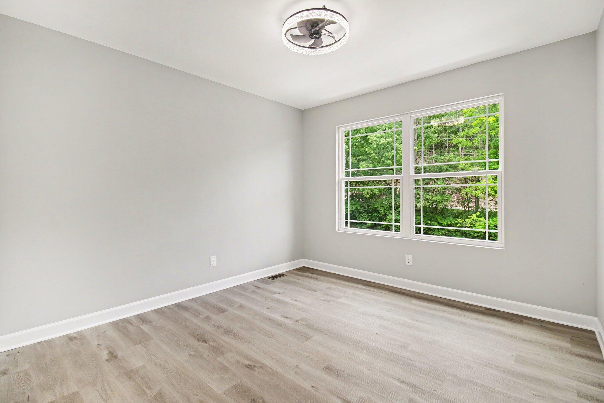 365 River Road Property Photo 17