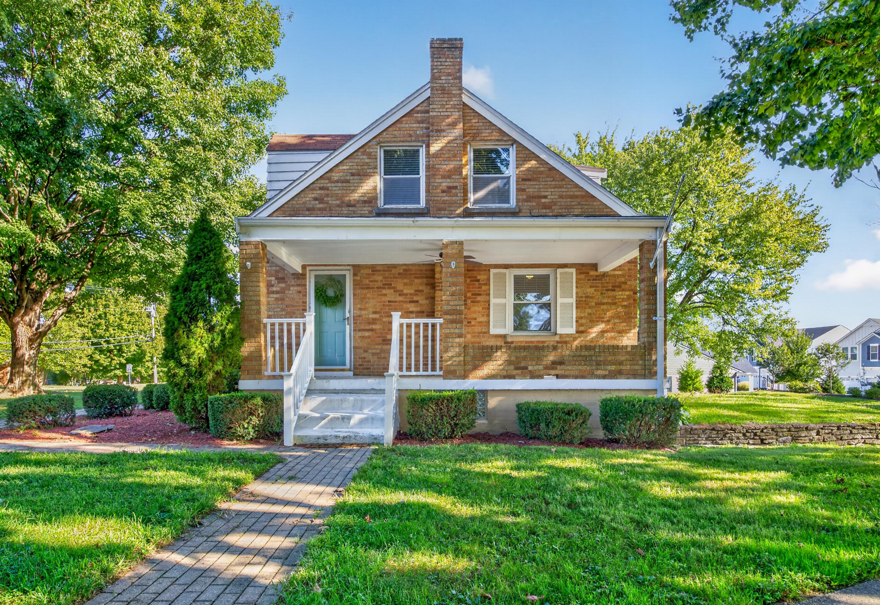 1820 Old N Bend Road Property Photo 1