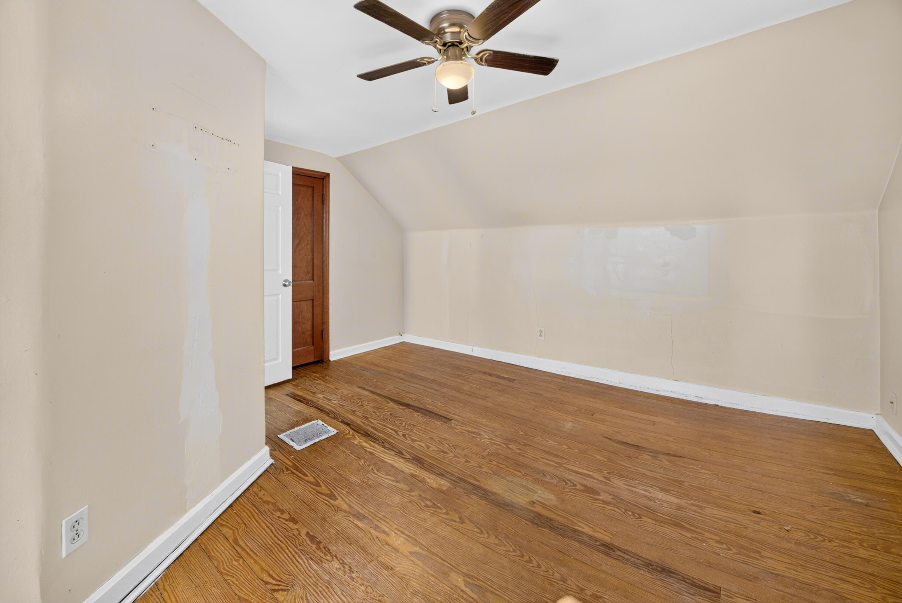 1820 Old N Bend Road Property Photo 19