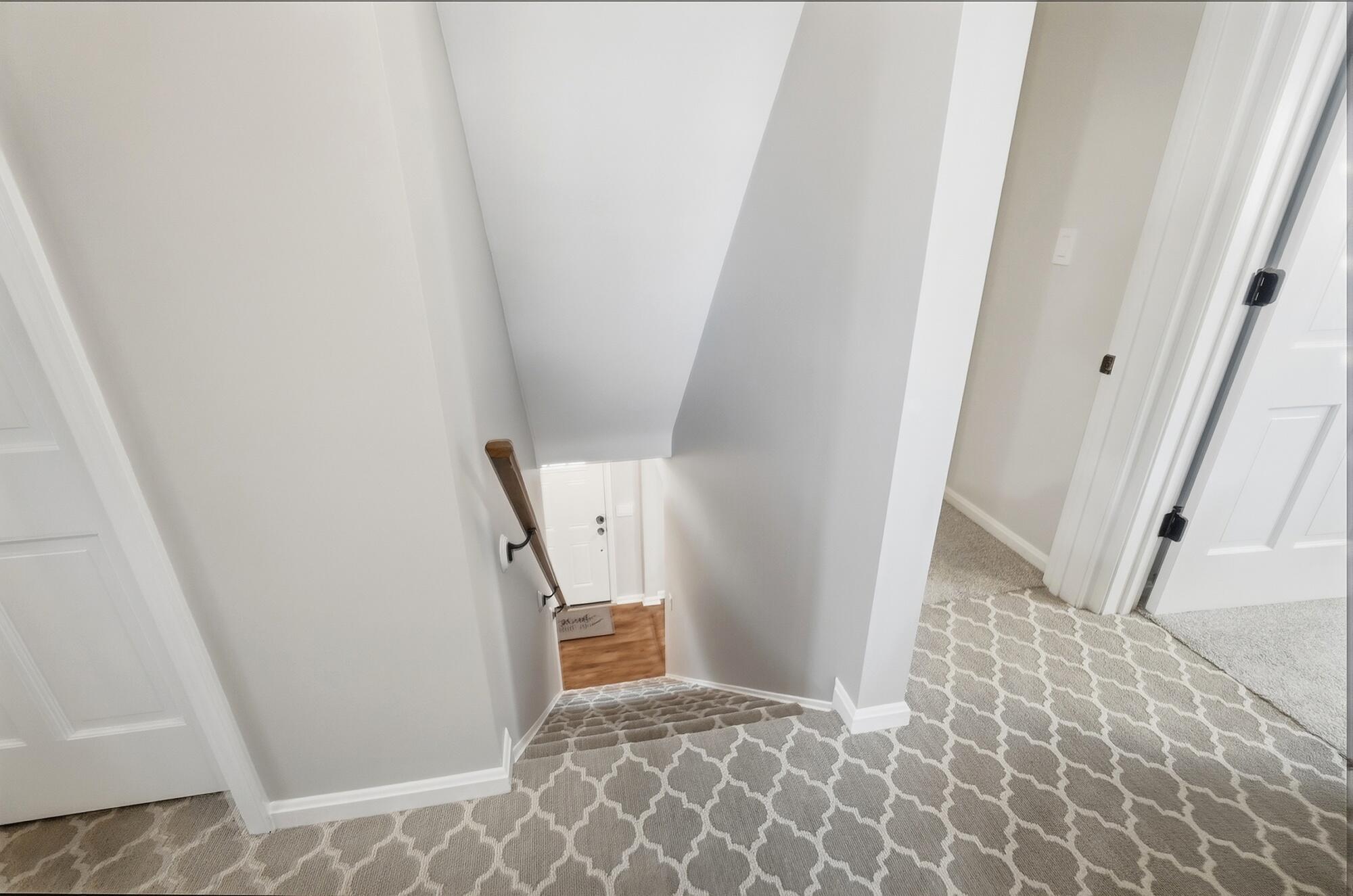 1715 Mount Vernon Drive Property Photo 21