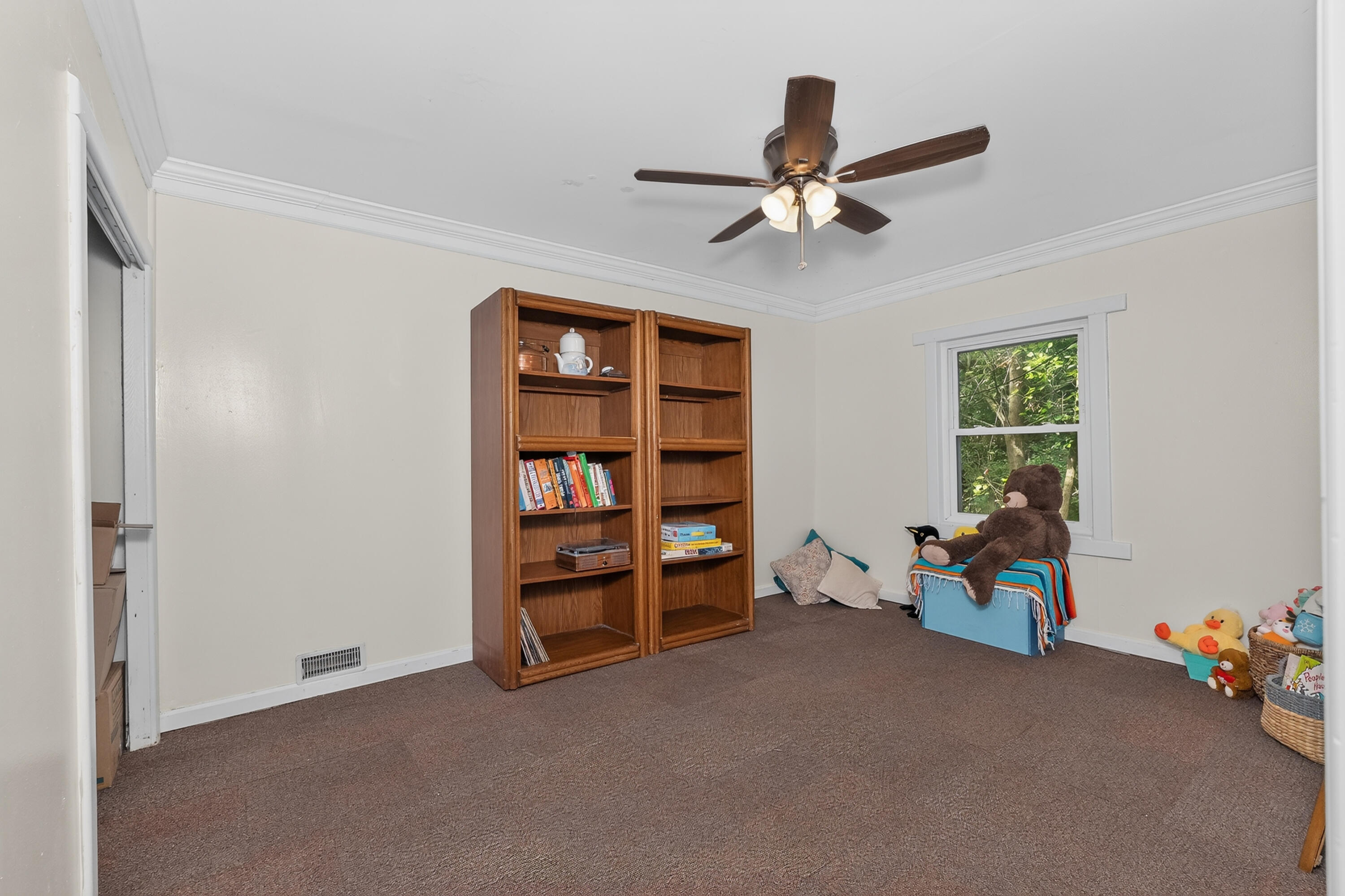 31 Delta Avenue Property Photo 10