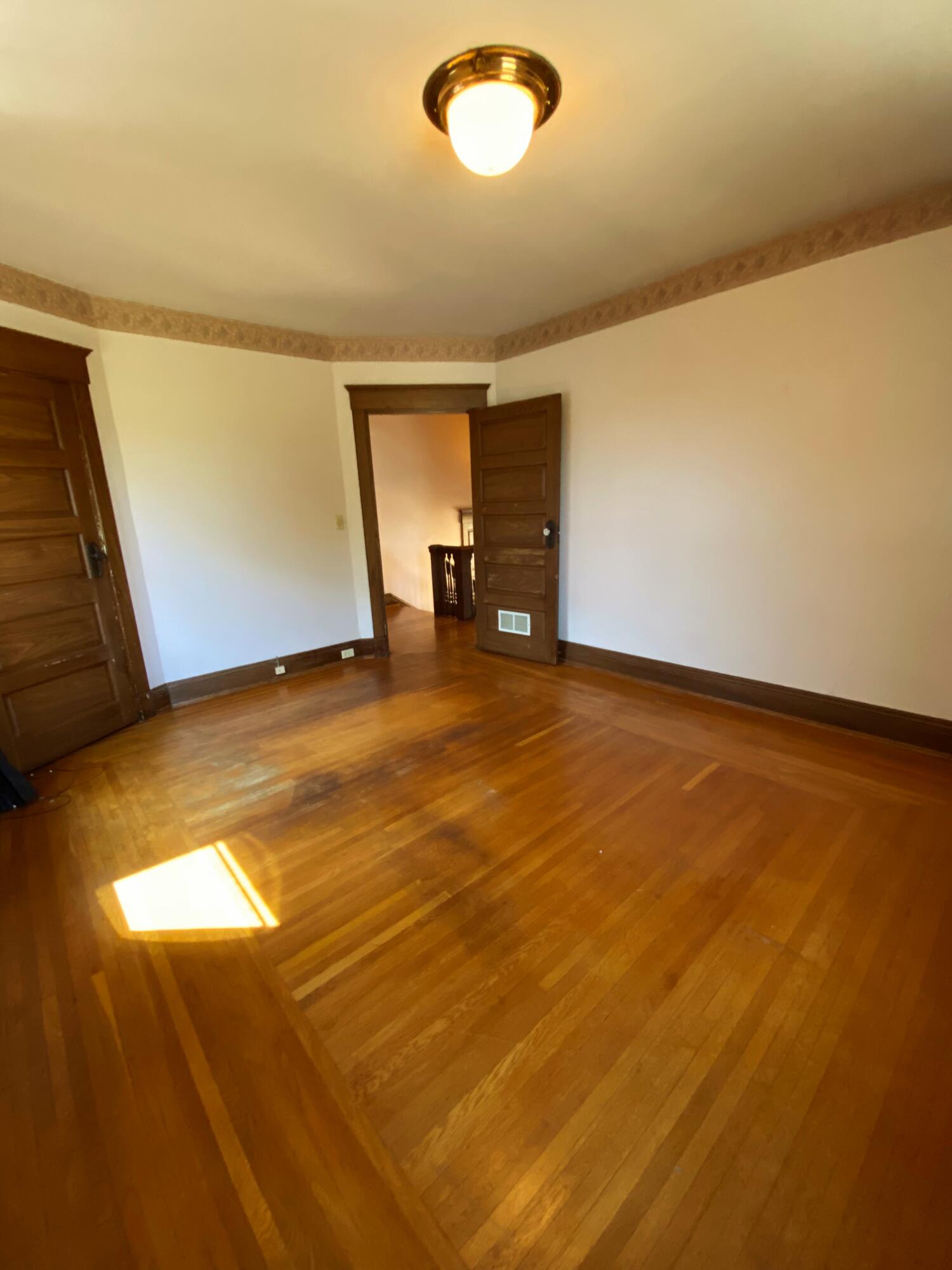 229 Wallace Avenue Property Photo 28
