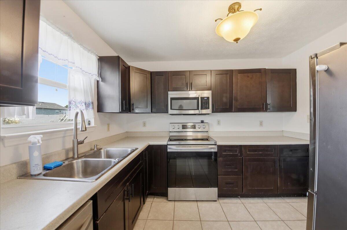 435 Barley Circle Property Photo 13