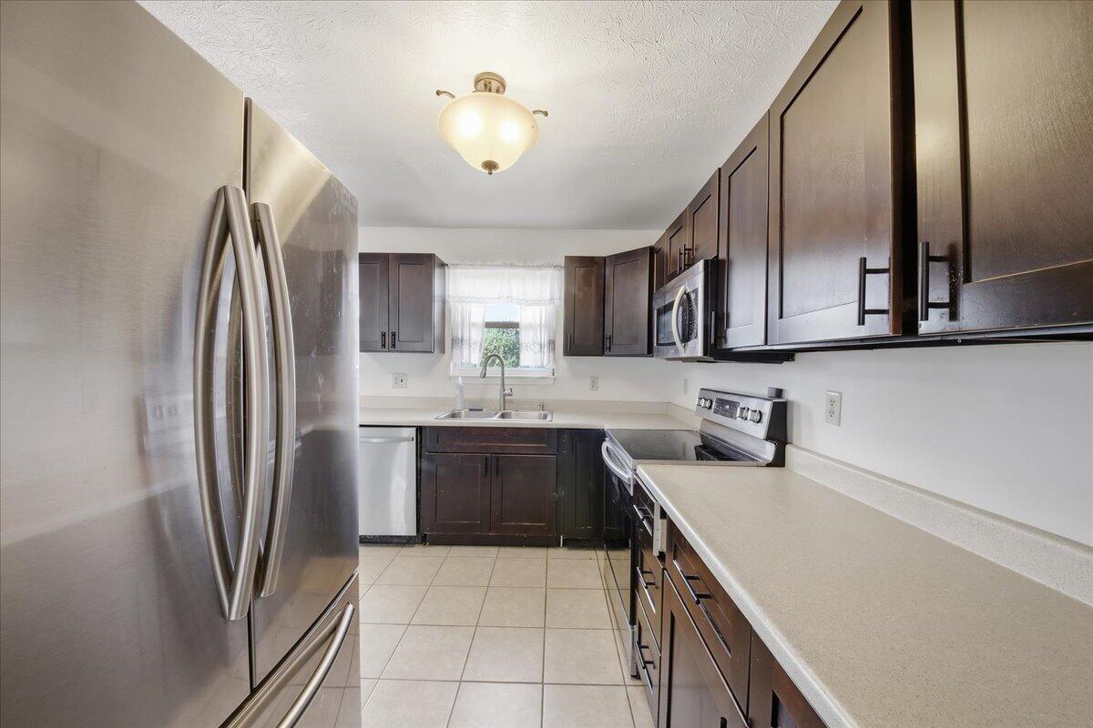 435 Barley Circle Property Photo 14