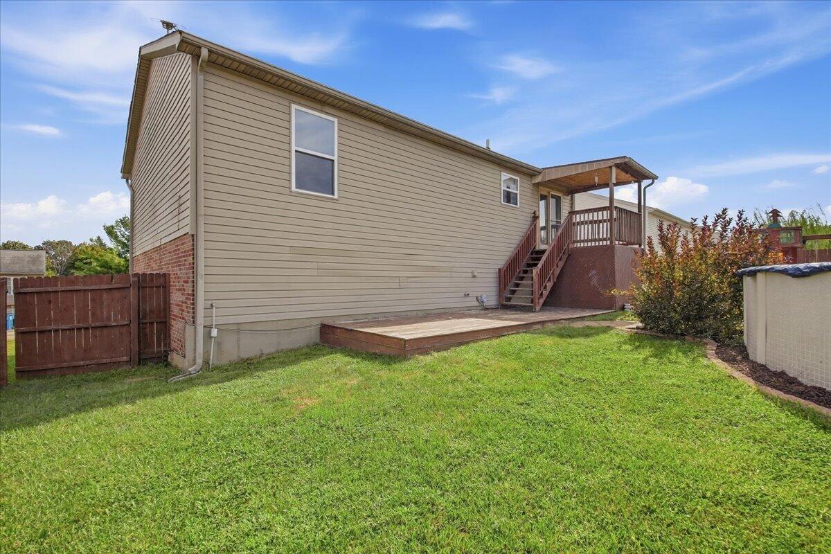 435 Barley Circle Property Photo 34