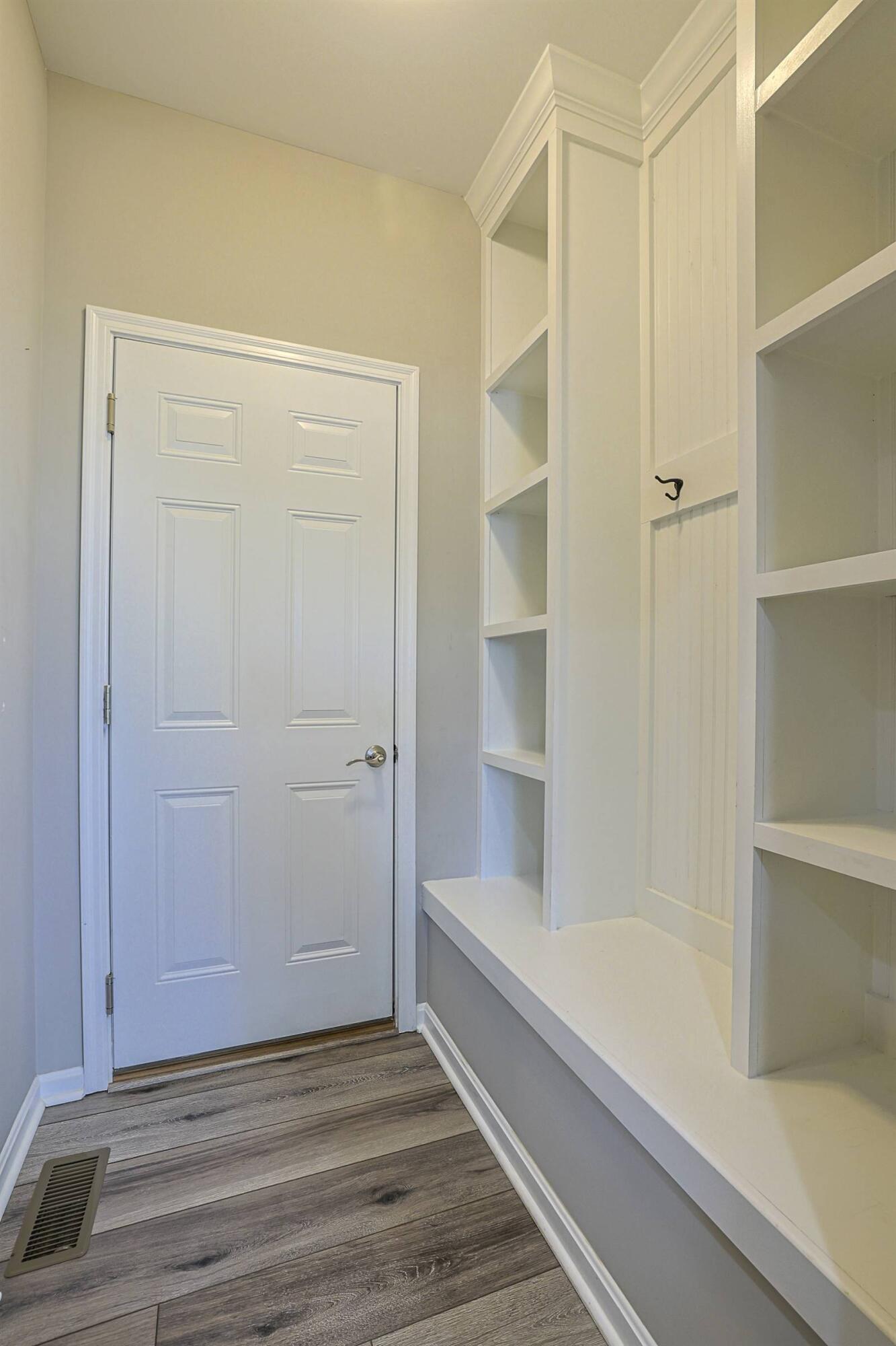 6545 Cannondale Drive Property Photo 37