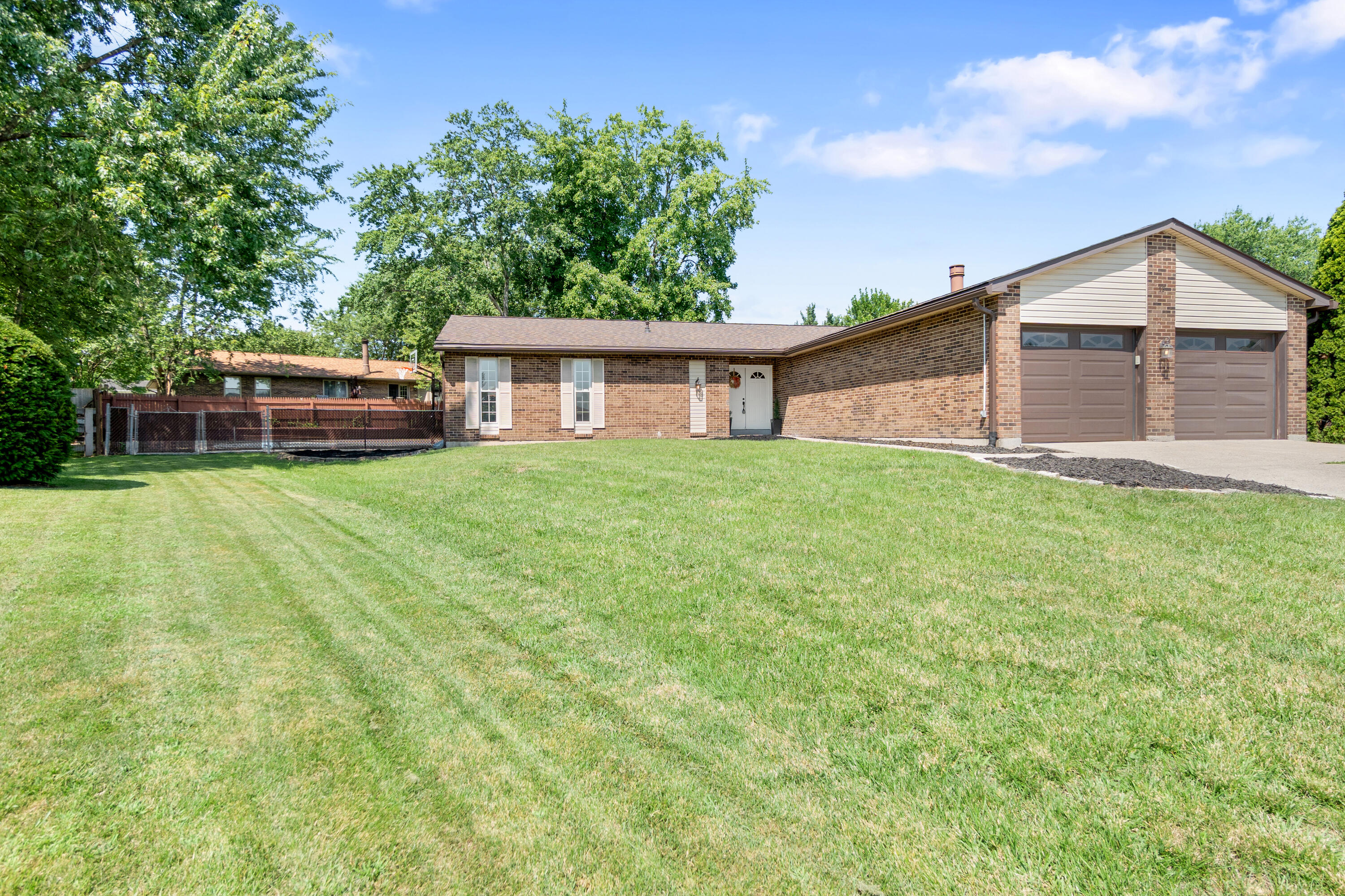 18 Steven Court Property Photo 1