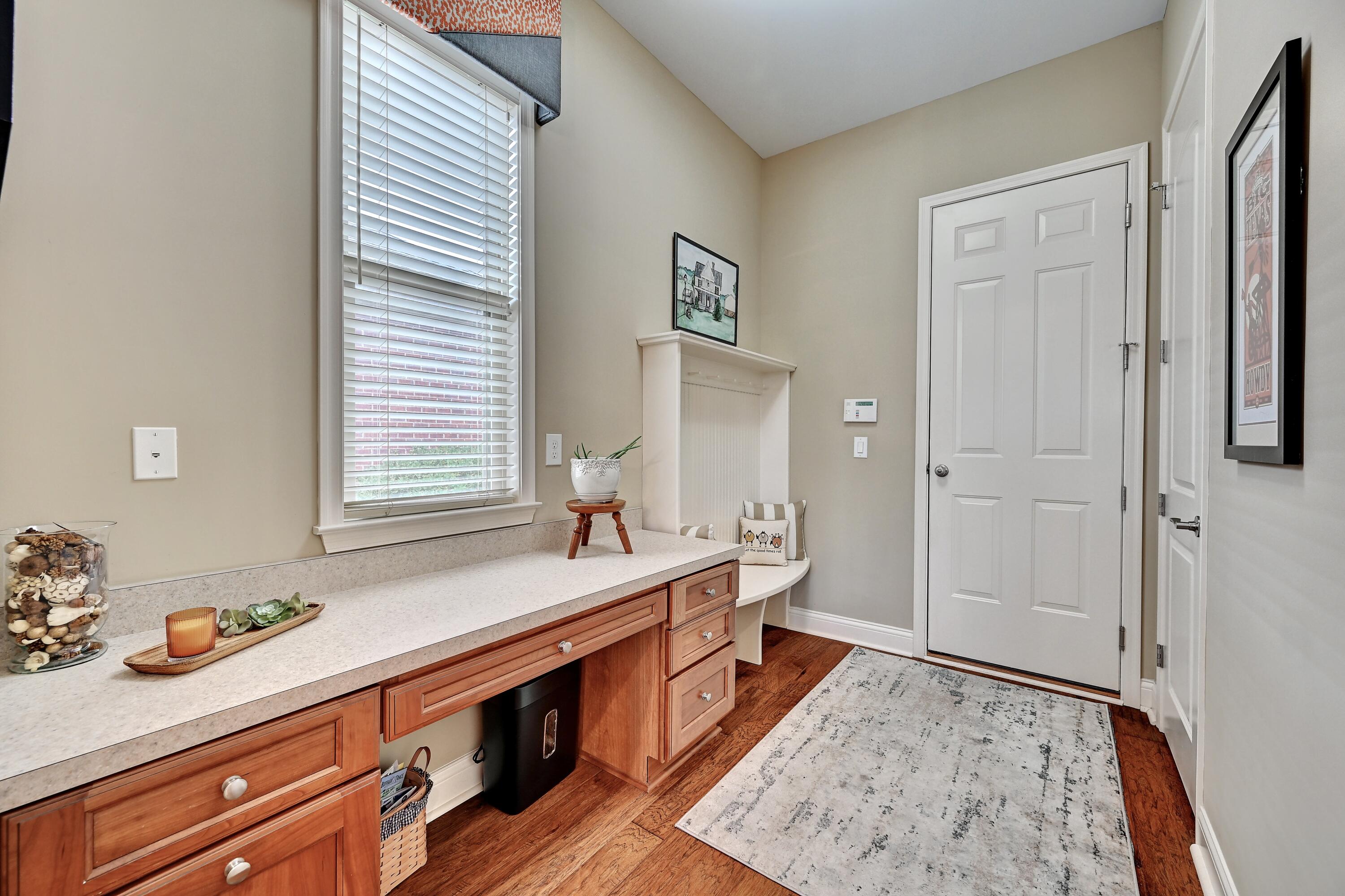 9701 Cobalt Way Property Photo 14