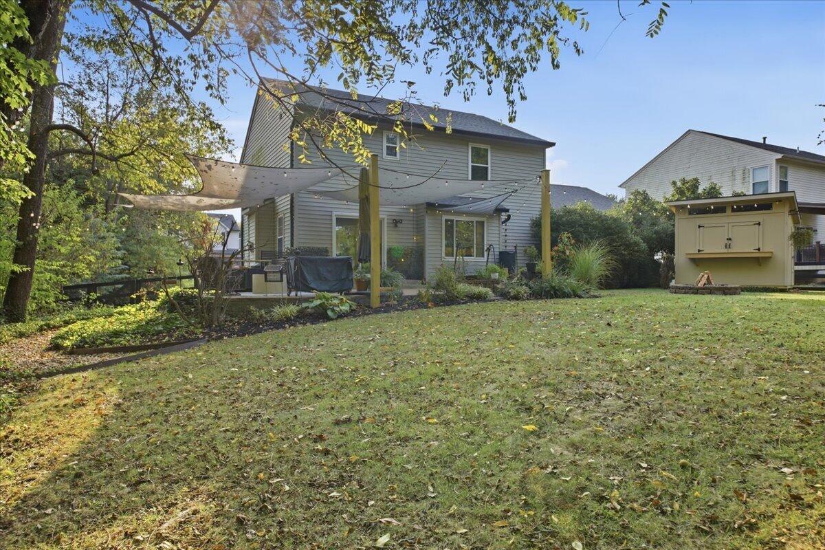 10001 Irish Way Property Photo 4