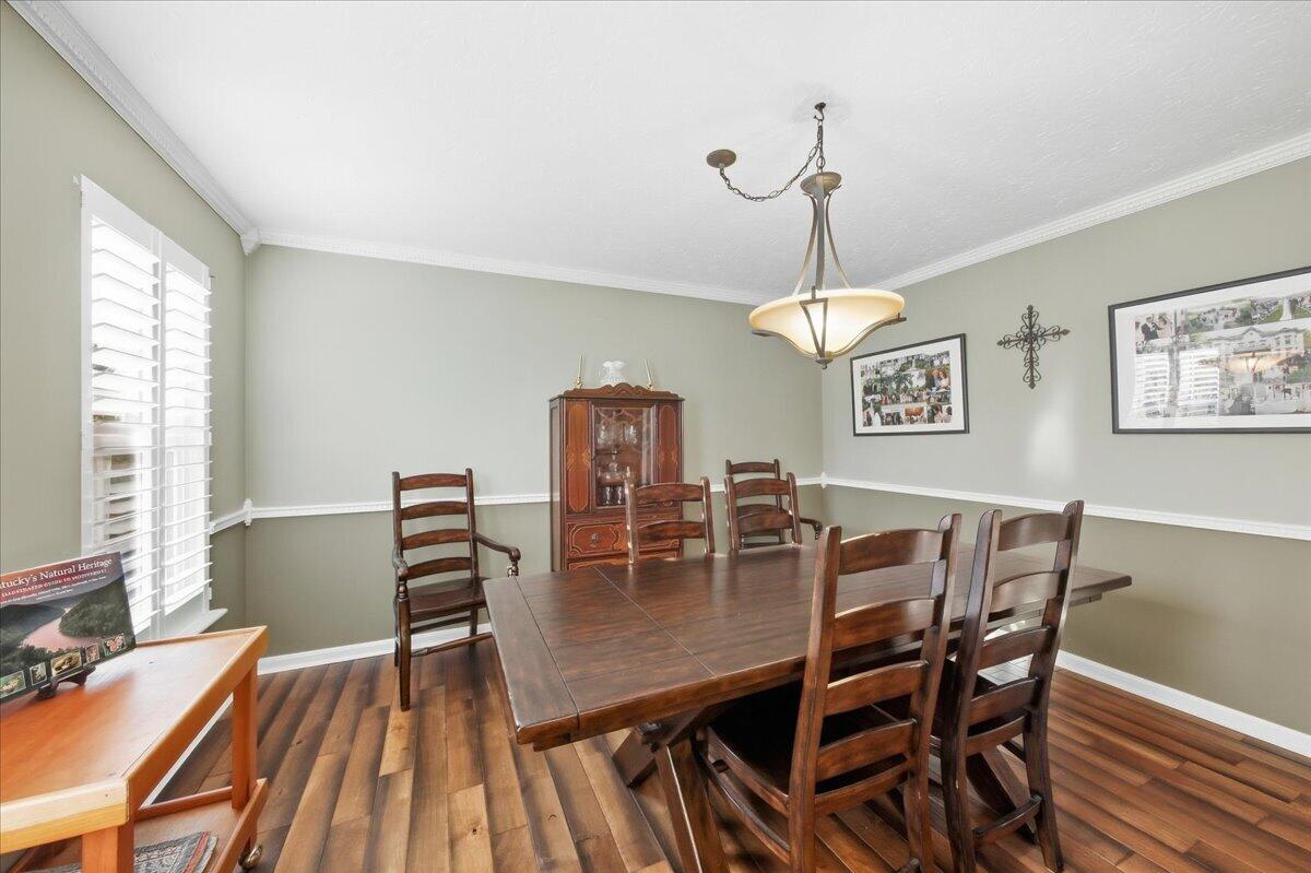 10001 Irish Way Property Photo 18
