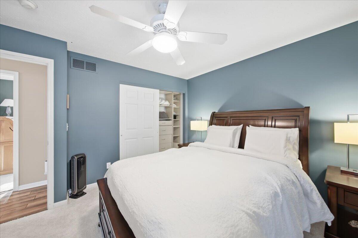 10001 Irish Way Property Photo 29
