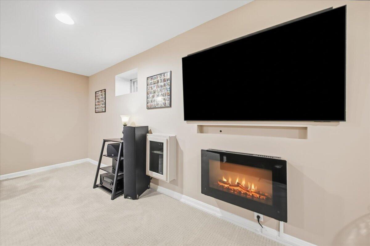 10001 Irish Way Property Photo 34