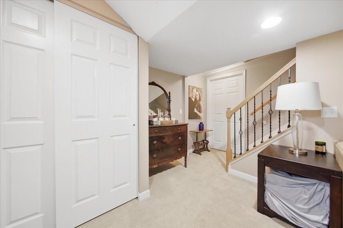 10001 Irish Way Property Photo 36