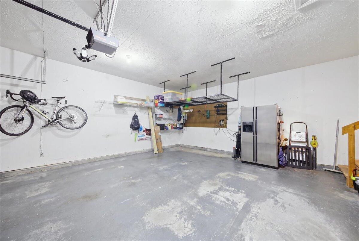 10001 Irish Way Property Photo 46
