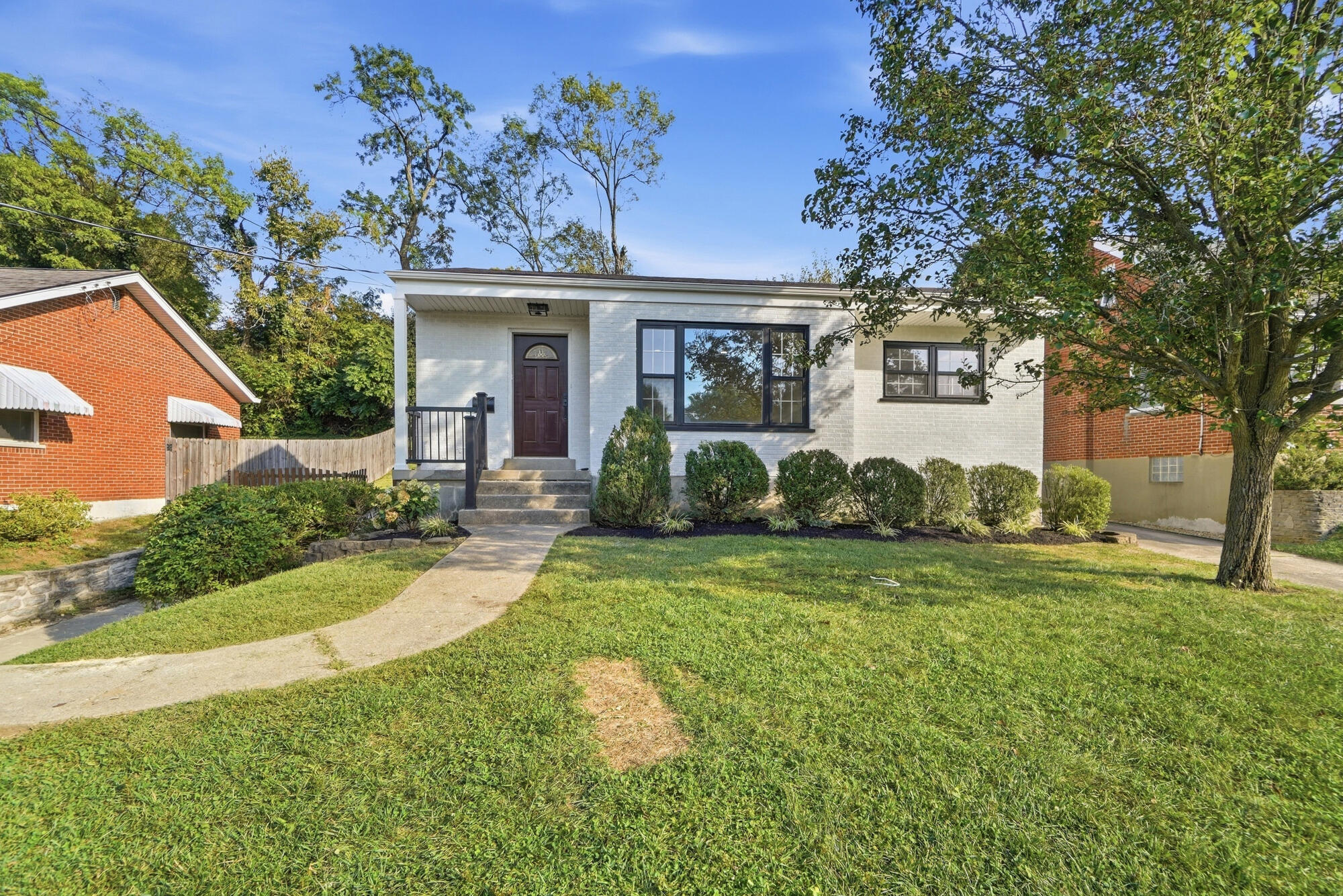 114 Garden Way Property Photo 1