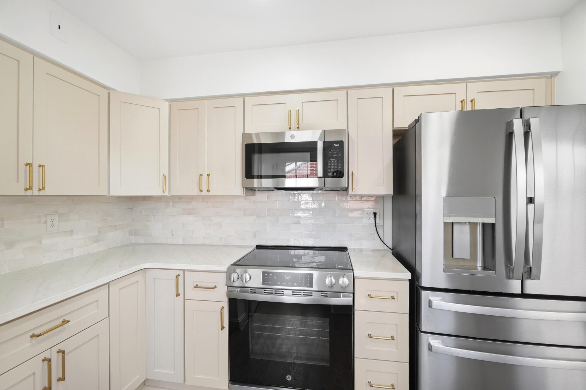 114 Garden Way Property Photo 7