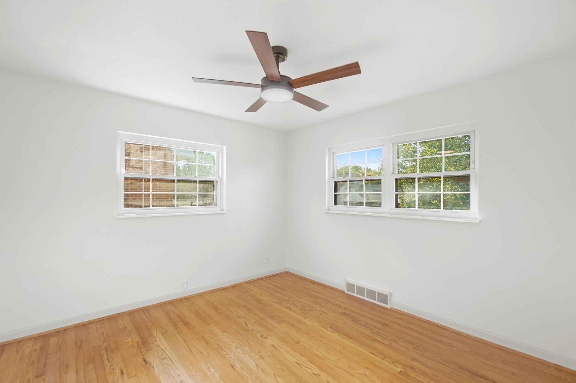 114 Garden Way Property Photo 8