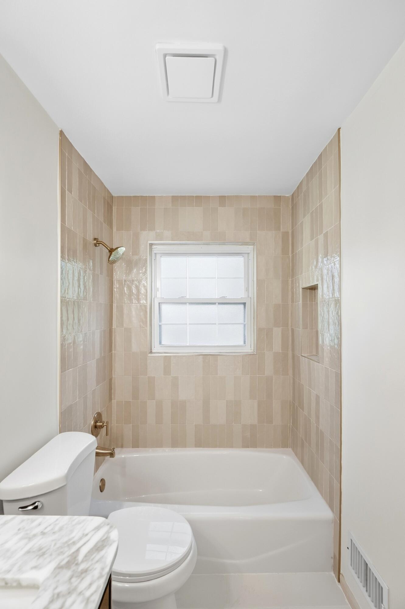 114 Garden Way Property Photo 12