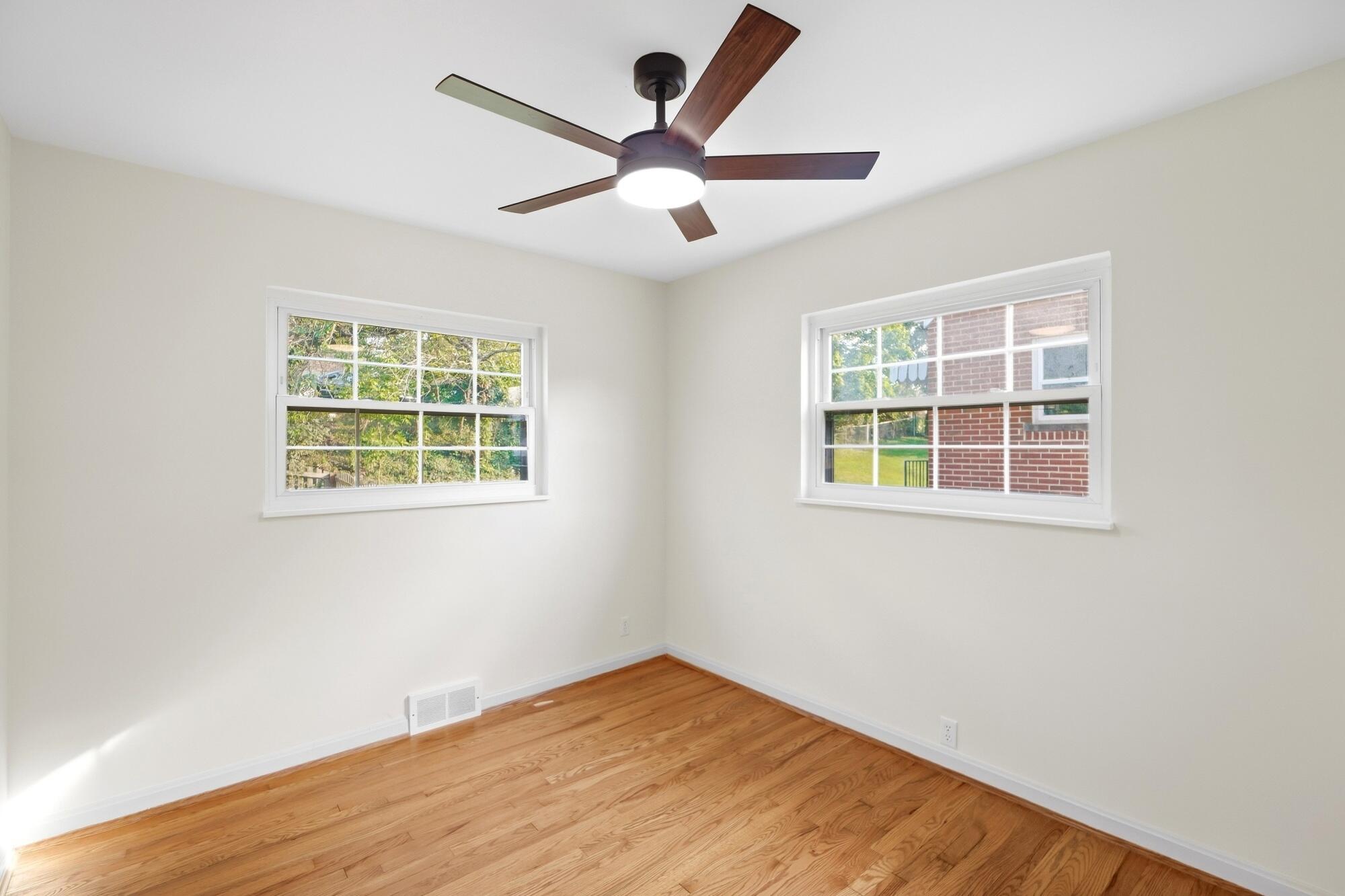 114 Garden Way Property Photo 13