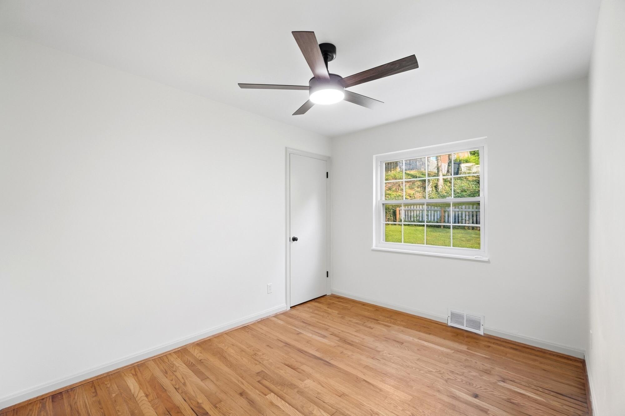 114 Garden Way Property Photo 15