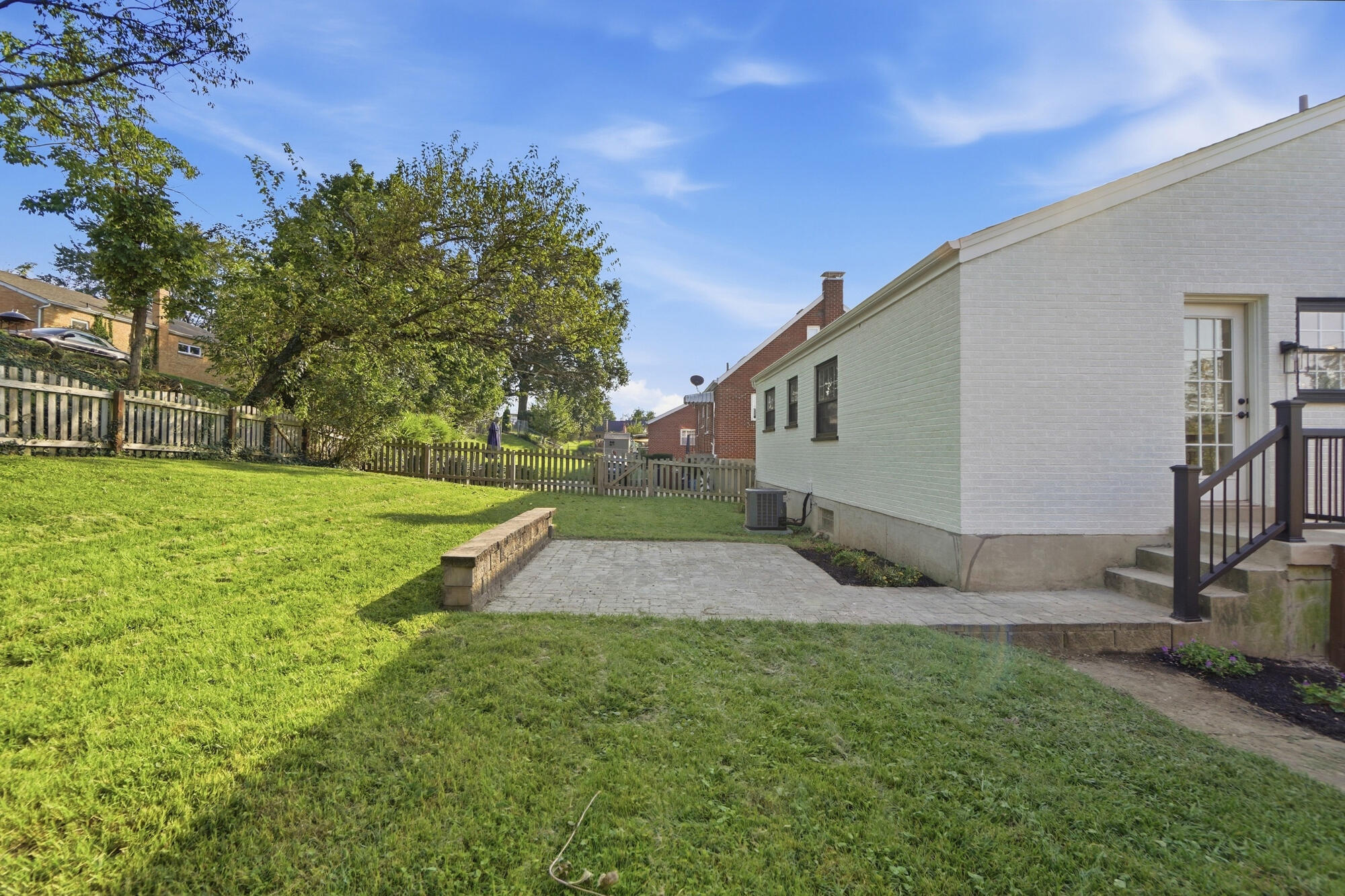114 Garden Way Property Photo 24