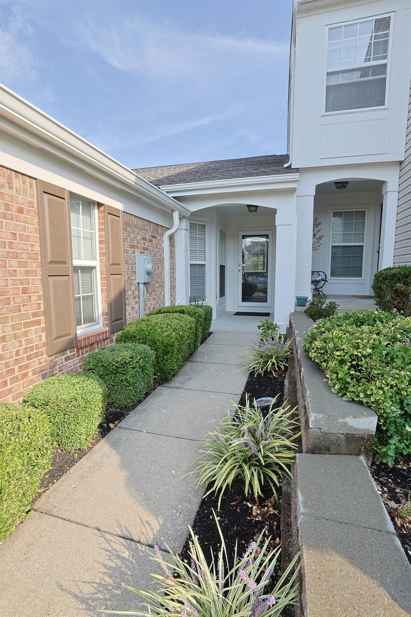 320 Shadow Ridge Drive Property Photo 4