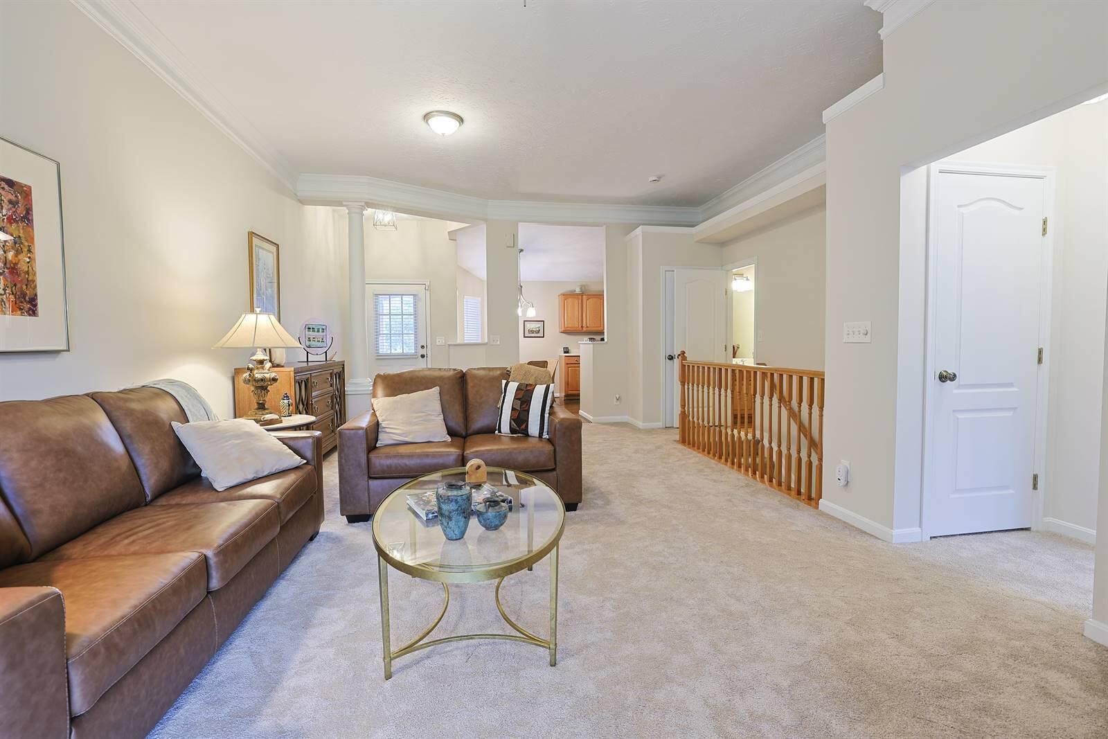 320 Shadow Ridge Drive Property Photo 8
