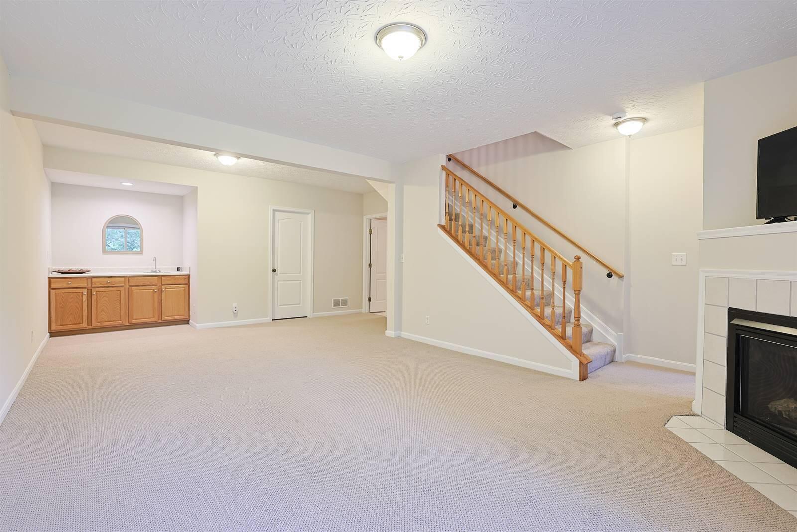 320 Shadow Ridge Drive Property Photo 25