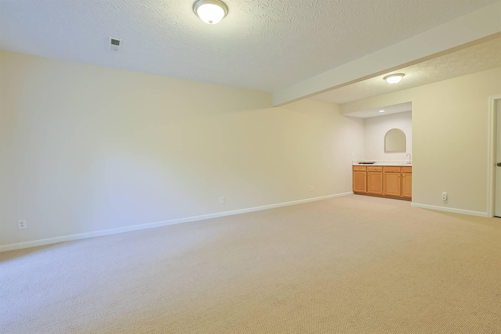 320 Shadow Ridge Drive Property Photo 26