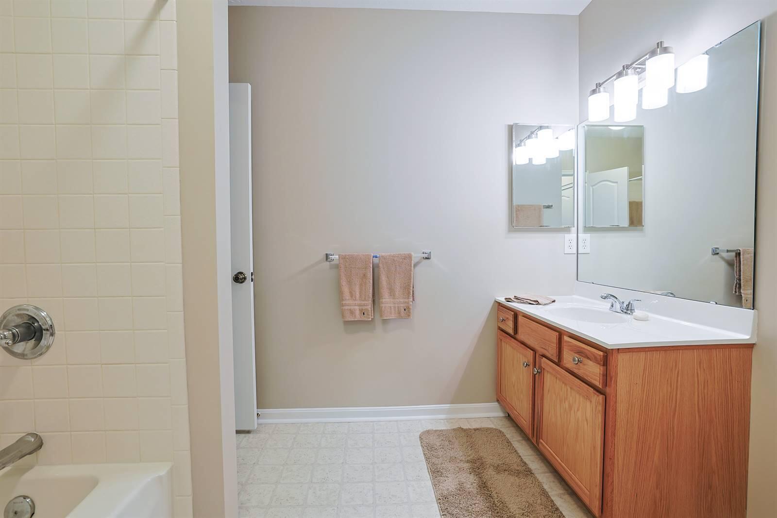 320 Shadow Ridge Drive Property Photo 32