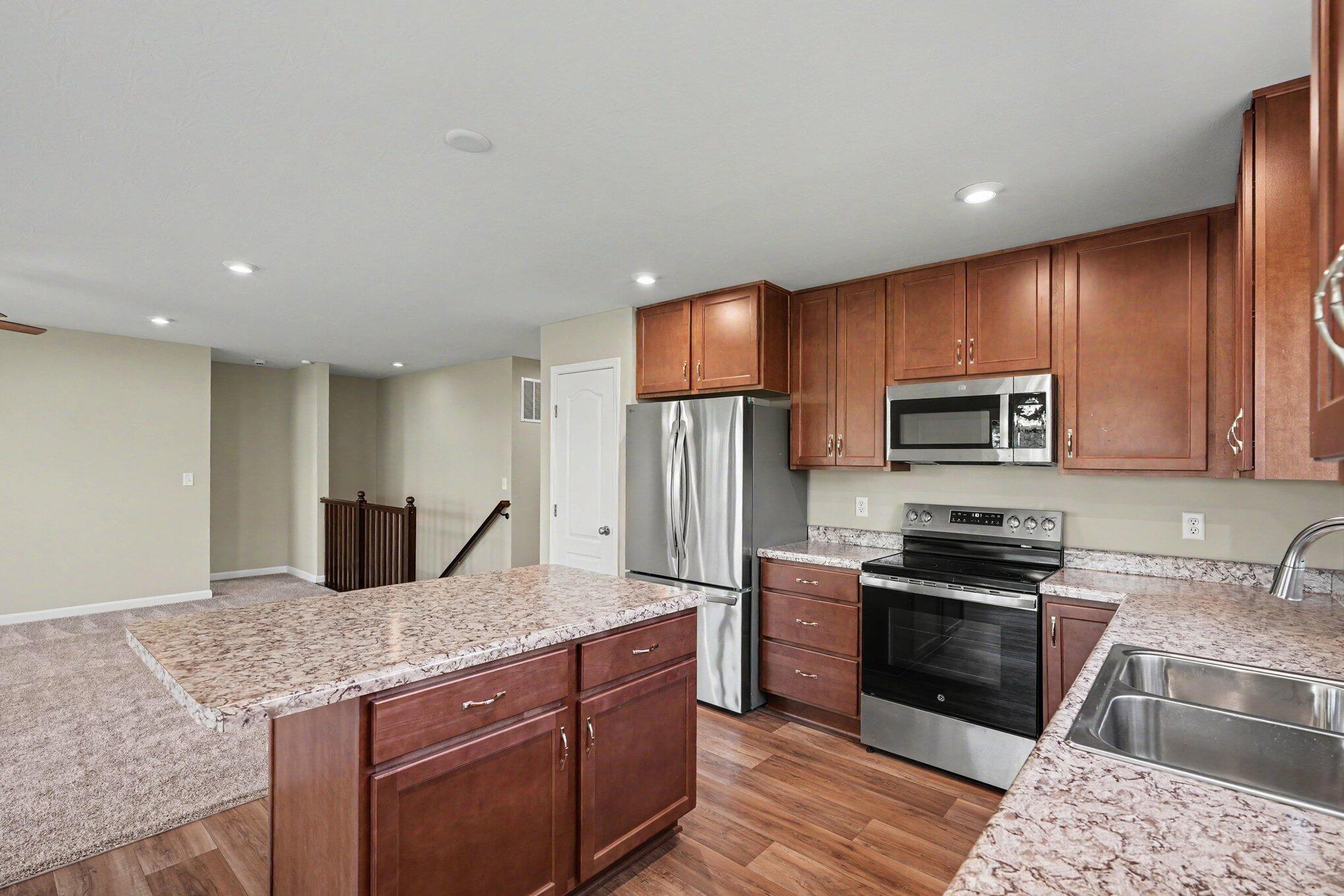 2356 John James Court Property Photo 11