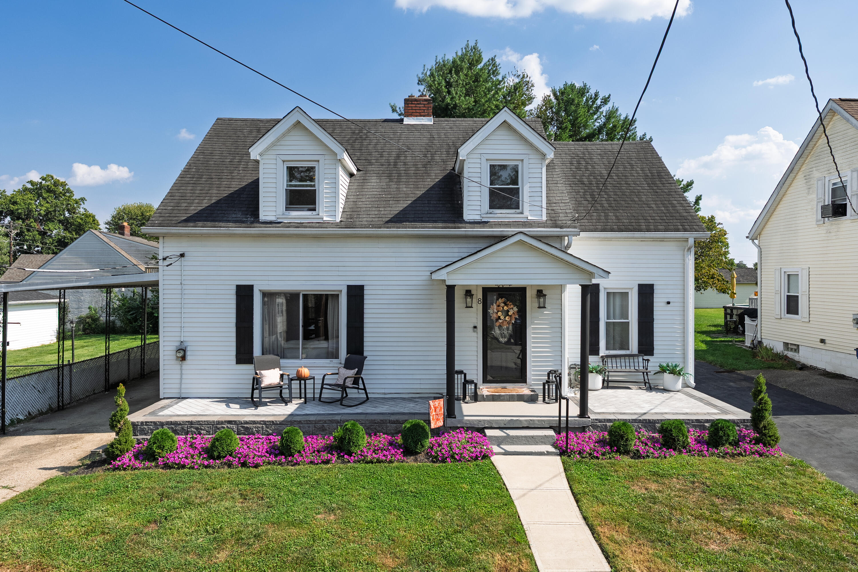 8 Kelly Avenue Property Photo 1