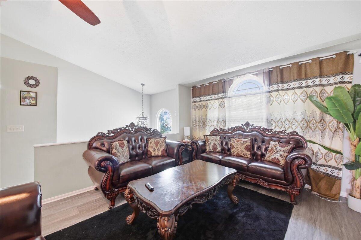 1837 Asbury Way Property Photo 8