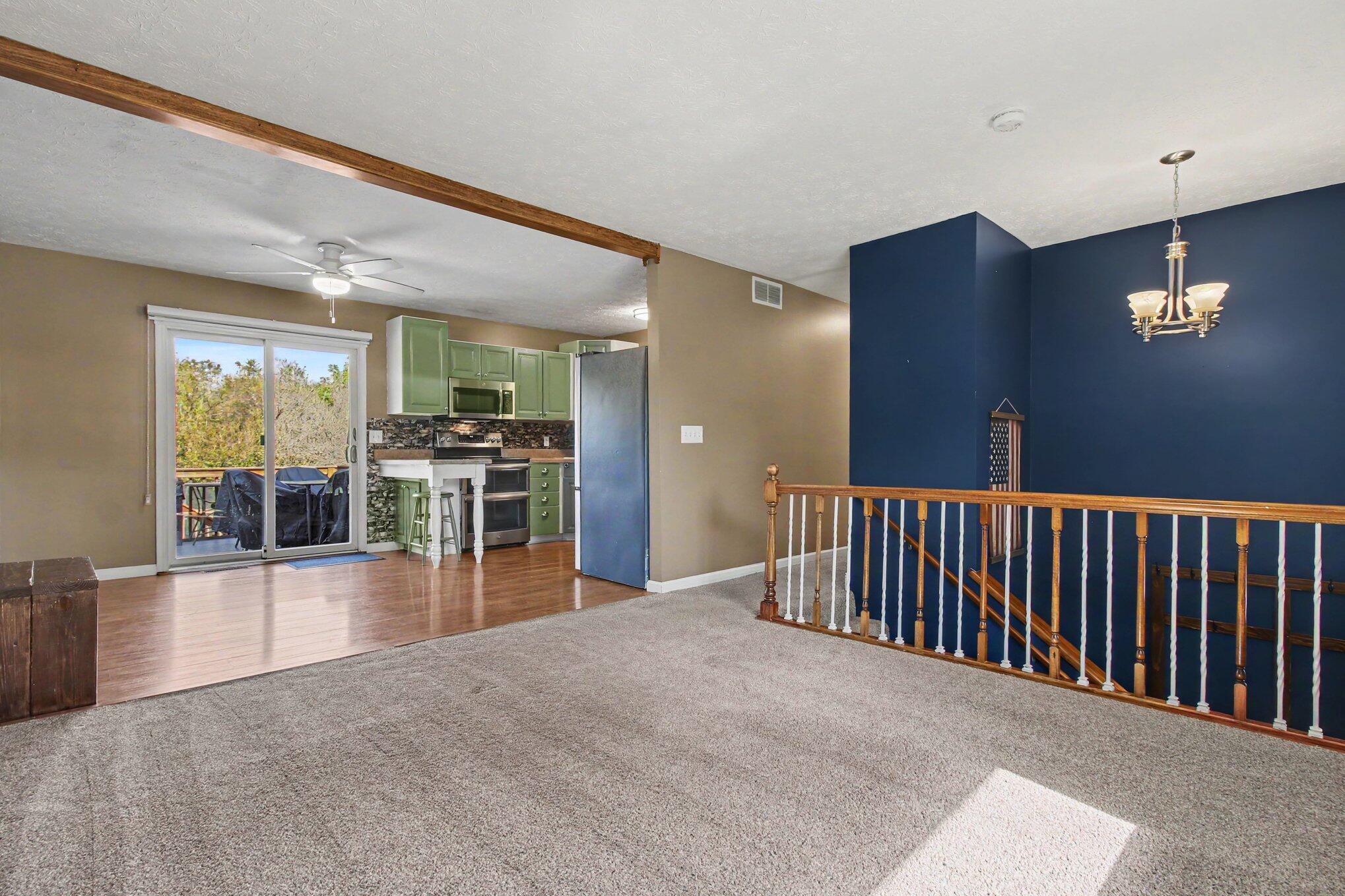 1721 Graves Road Property Photo 4