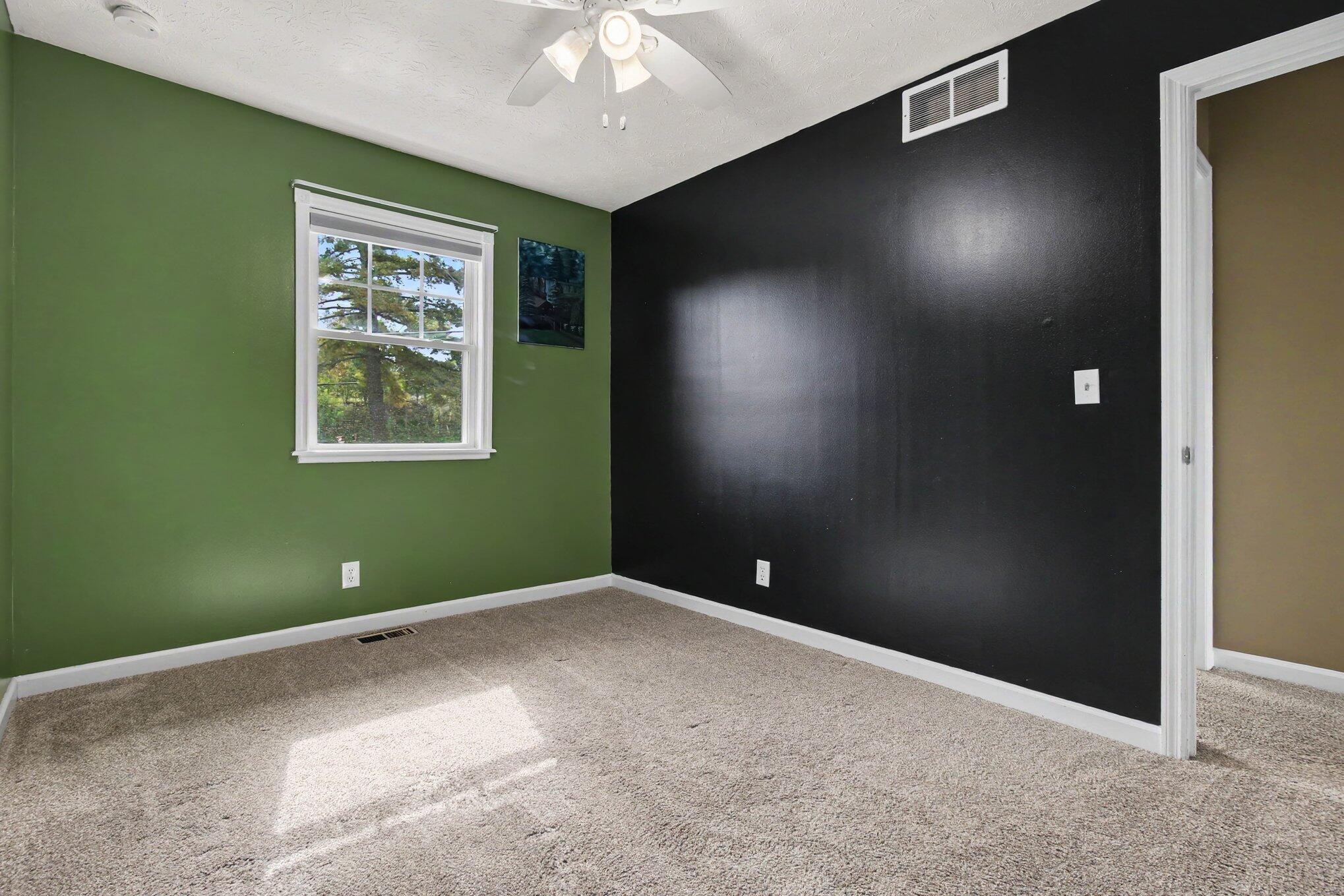 1721 Graves Road Property Photo 18