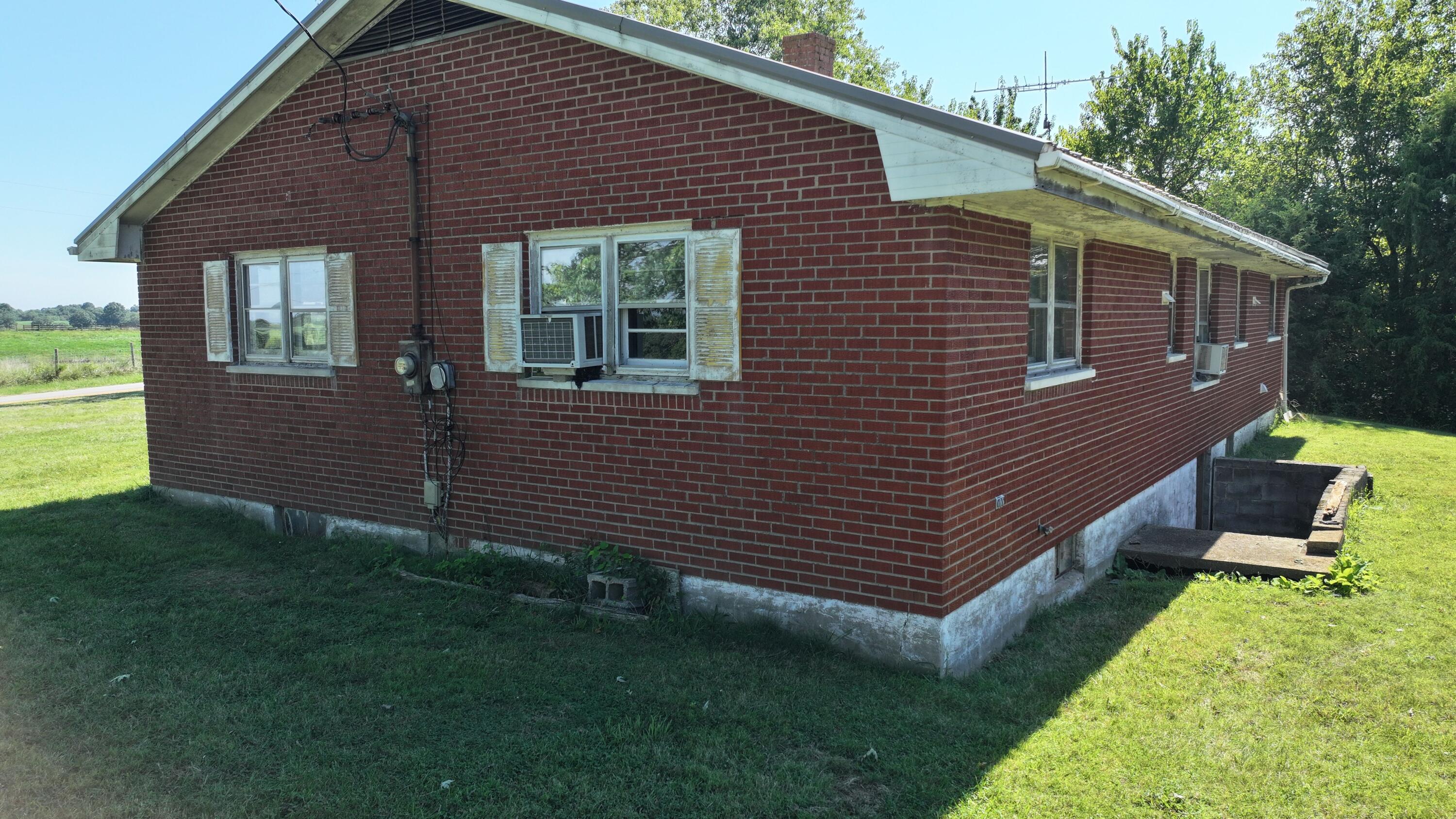 2470 Southfork Road Property Photo 3