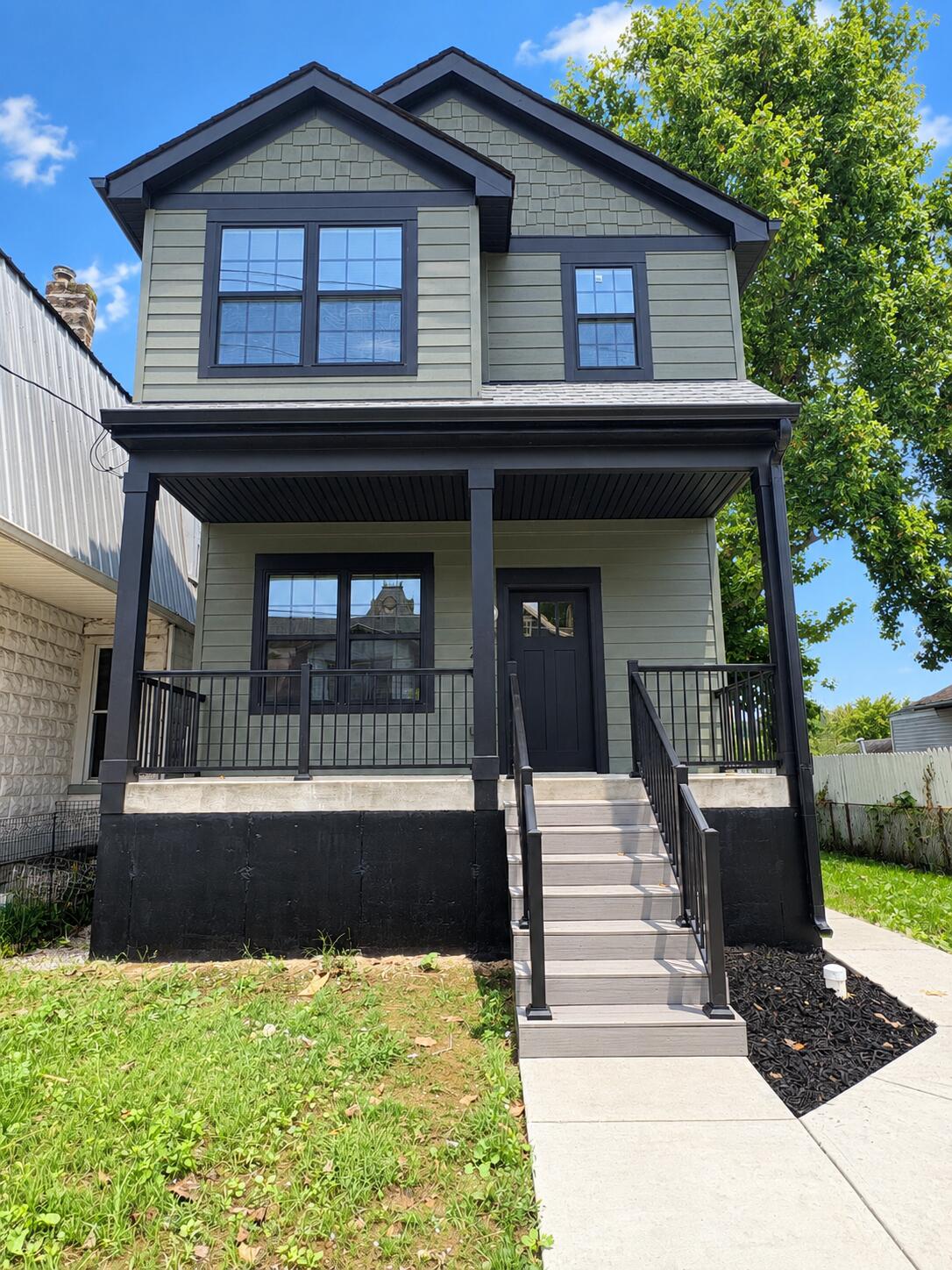 207 Fifth Avenue Property Photo 1