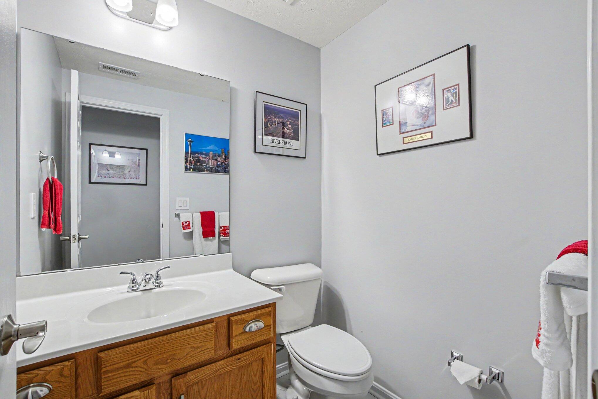 933 Hawkshead Lane Property Photo 13