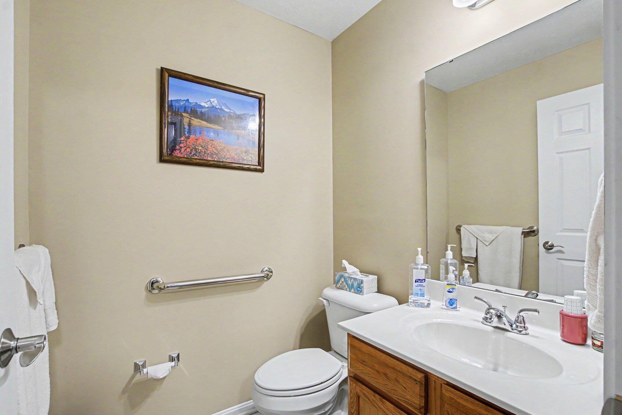 933 Hawkshead Lane Property Photo 19