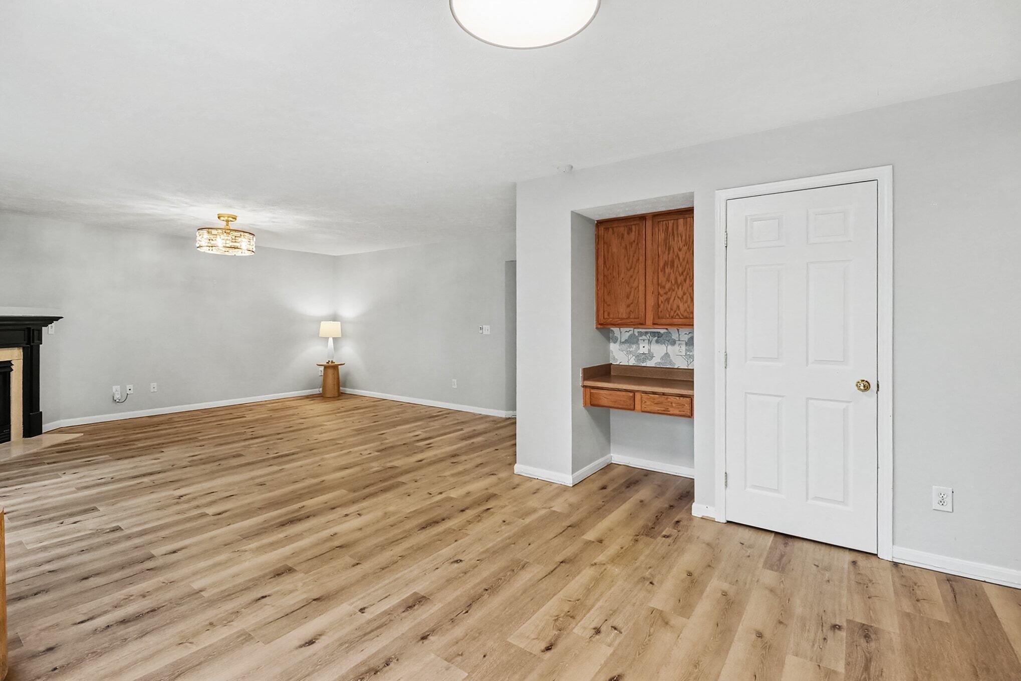 2756 Pebble Creek Way Property Photo 10