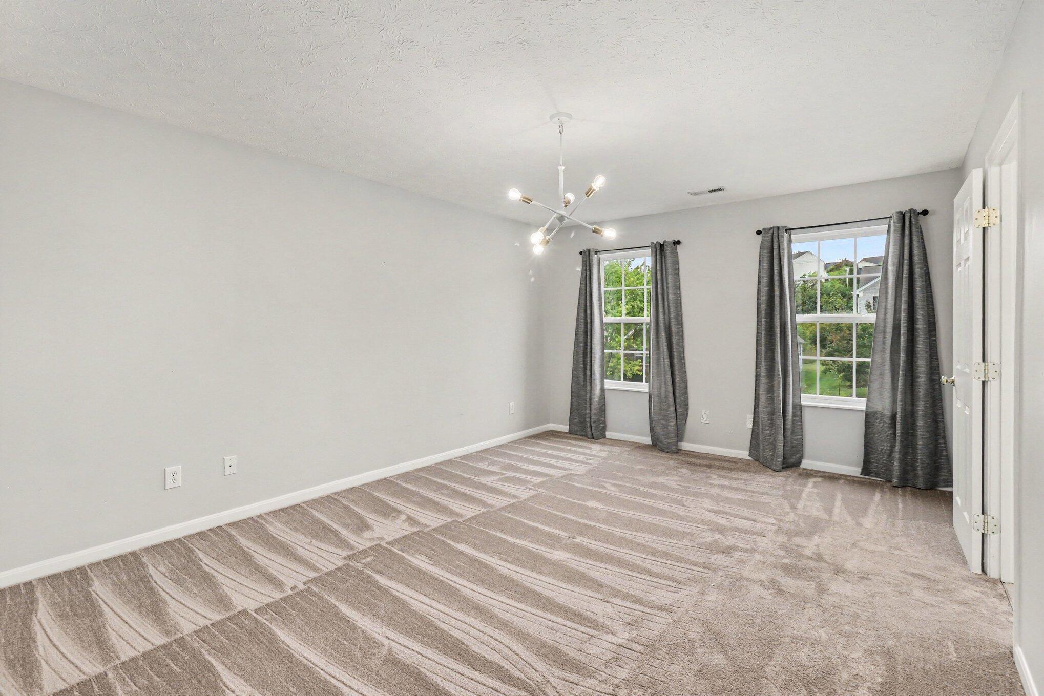2756 Pebble Creek Way Property Photo 12