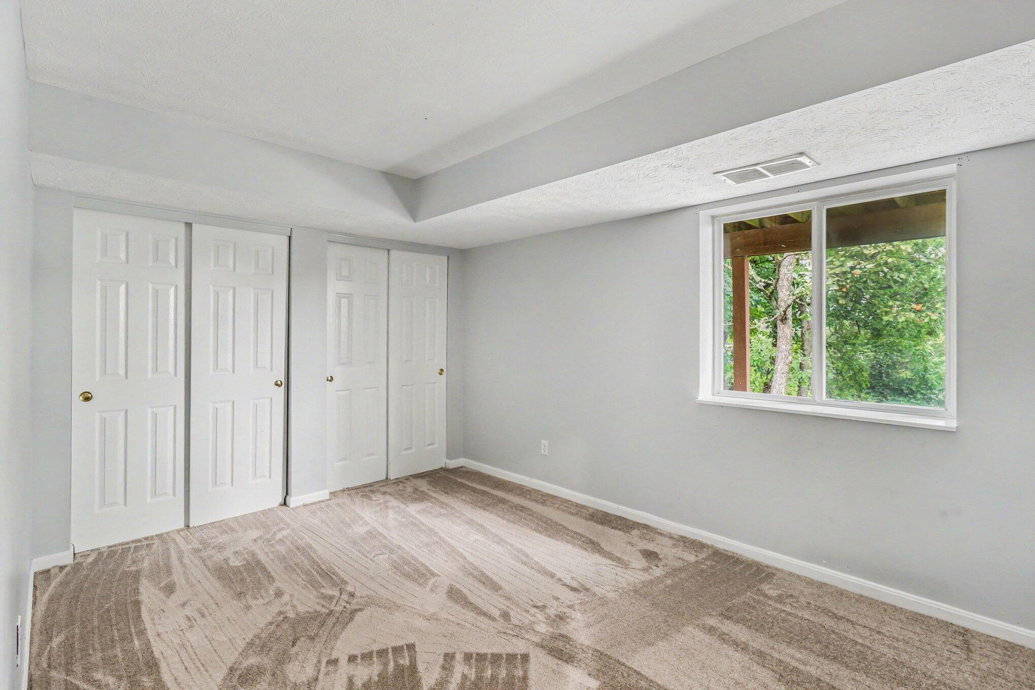 2756 Pebble Creek Way Property Photo 28