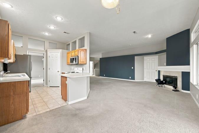 613 Monterey Lane Property Photo 13