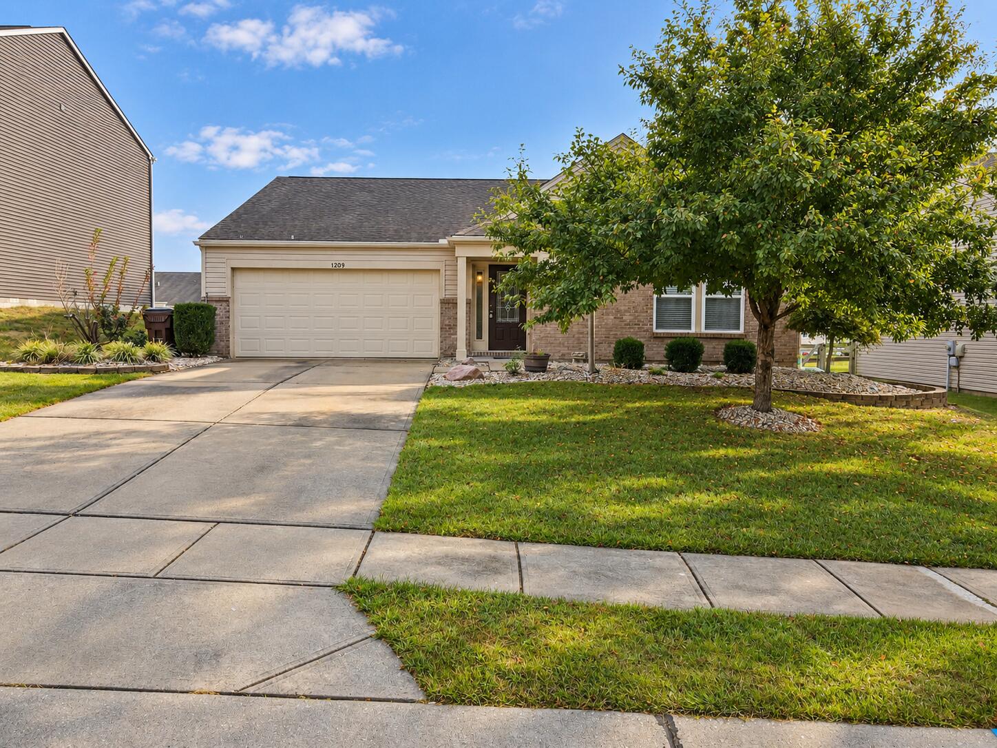 1209 Summerlake Drive Property Photo
