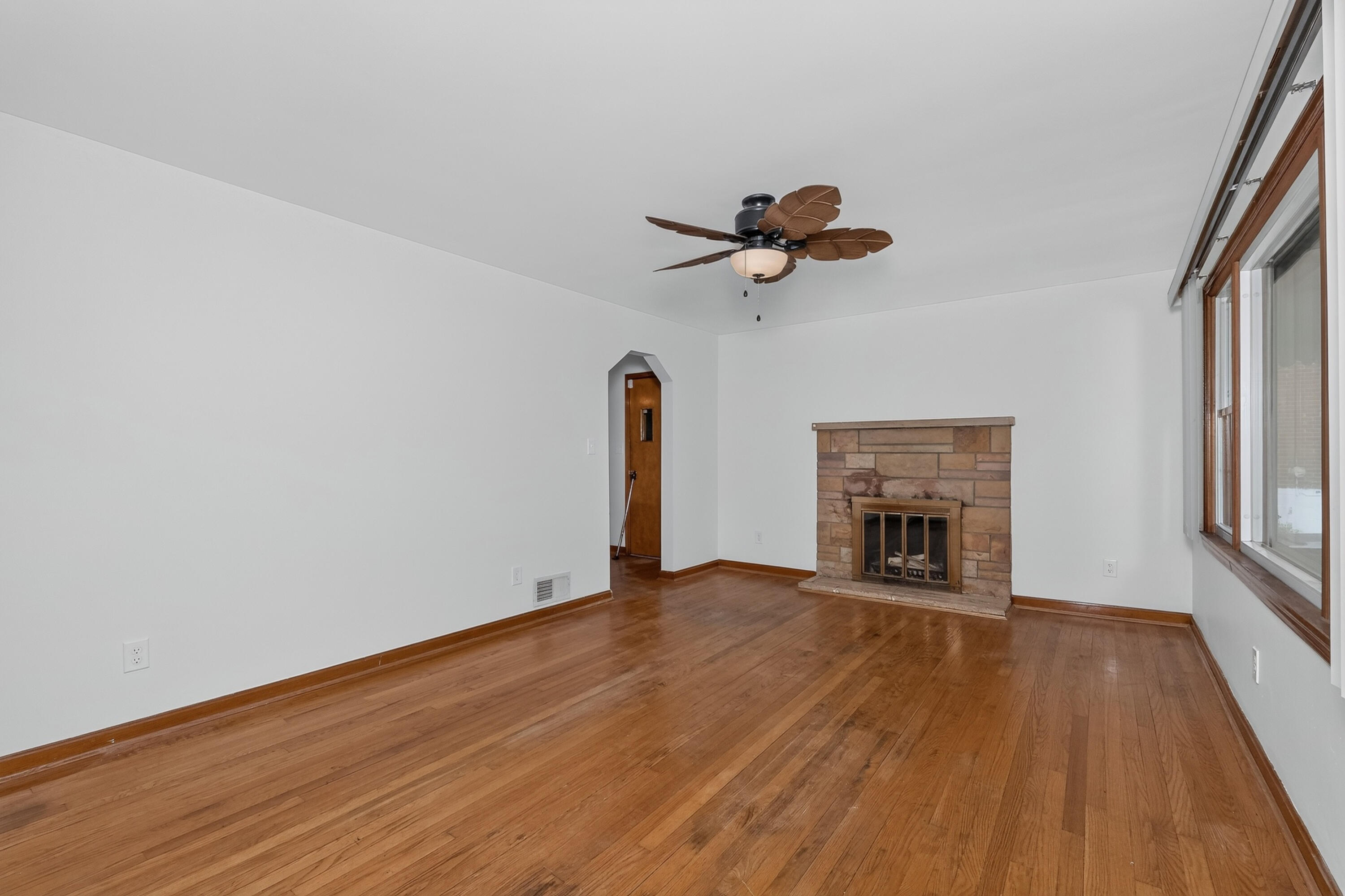 24 Cardinal Place Property Photo 2