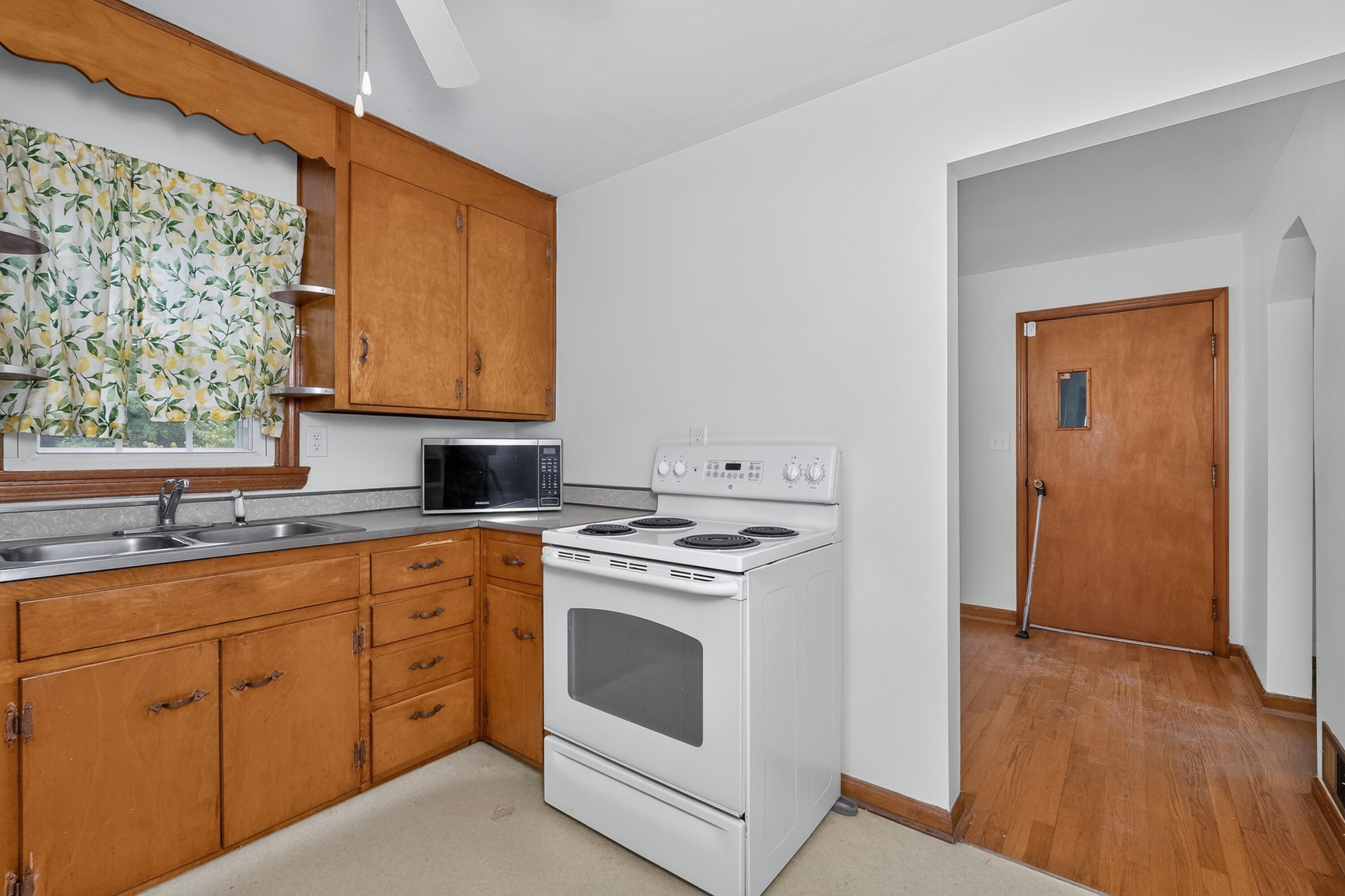 24 Cardinal Place Property Photo 9